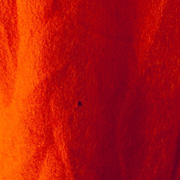 J McLaughlin 100% silk and cashmere scarf - Picture 4 of 7